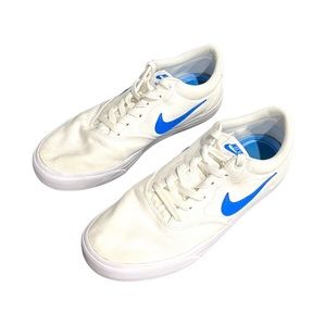 Men’s Nike Shoe
